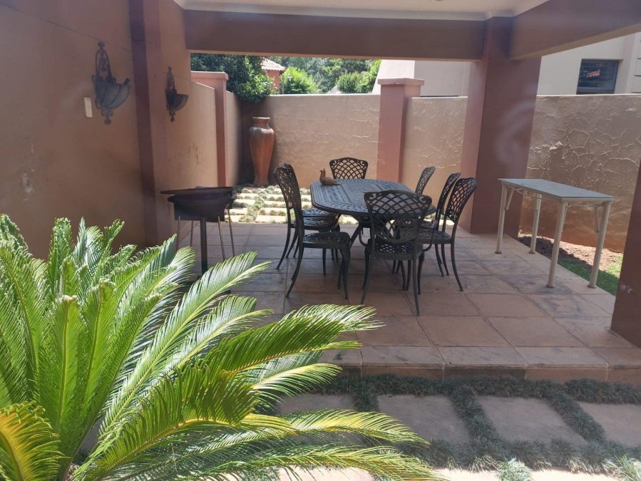 3 Bedroom Property for Sale in Three Rivers Proper Gauteng