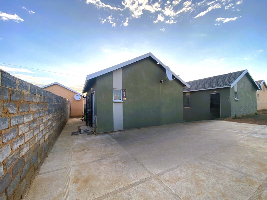 2 Bedroom Property for Sale in Savanna City Gauteng