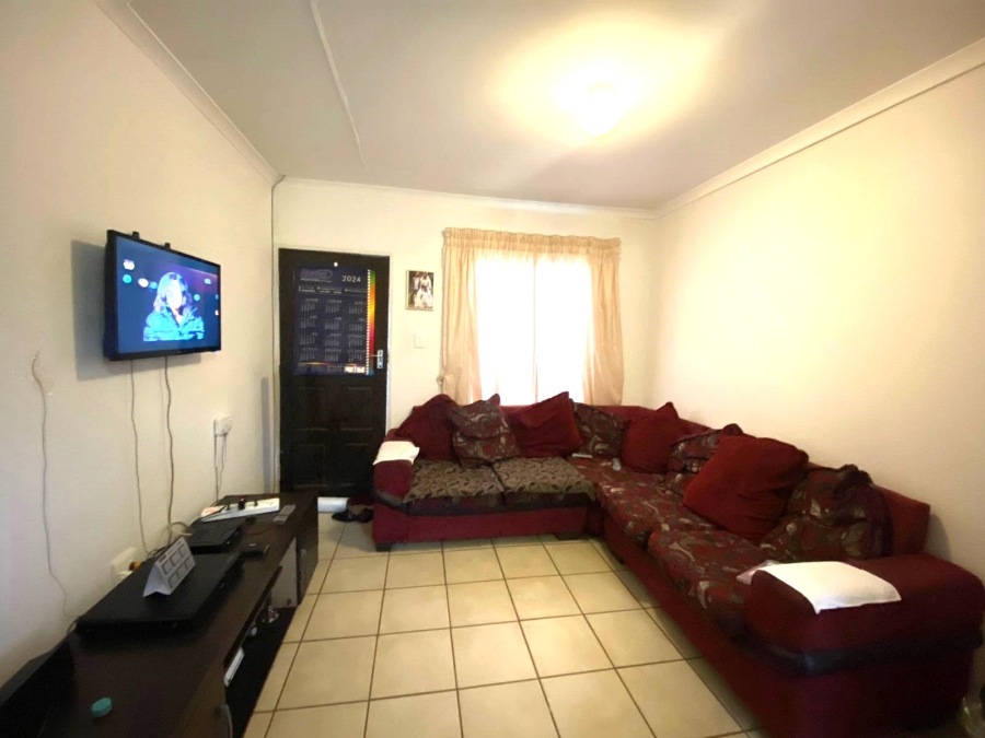 2 Bedroom Property for Sale in Savanna City Gauteng