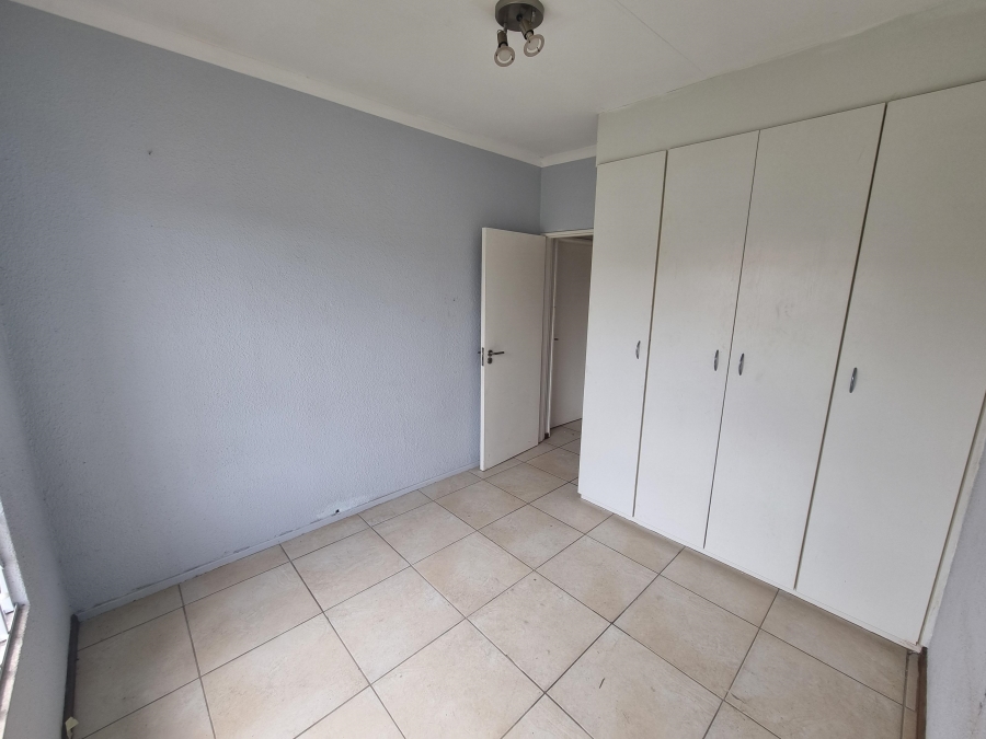 To Let 2 Bedroom Property for Rent in Amorosa Gauteng