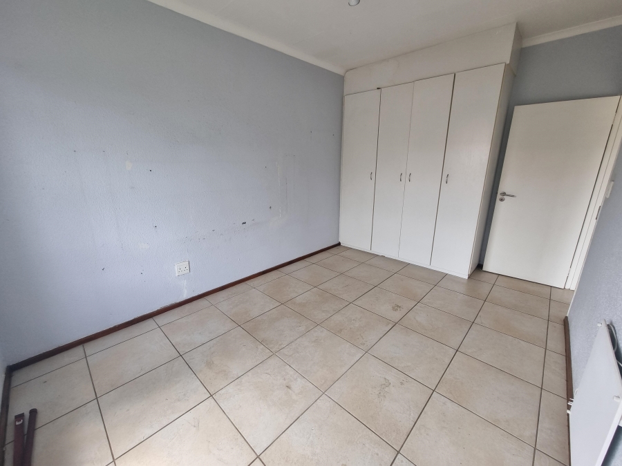 To Let 2 Bedroom Property for Rent in Amorosa Gauteng