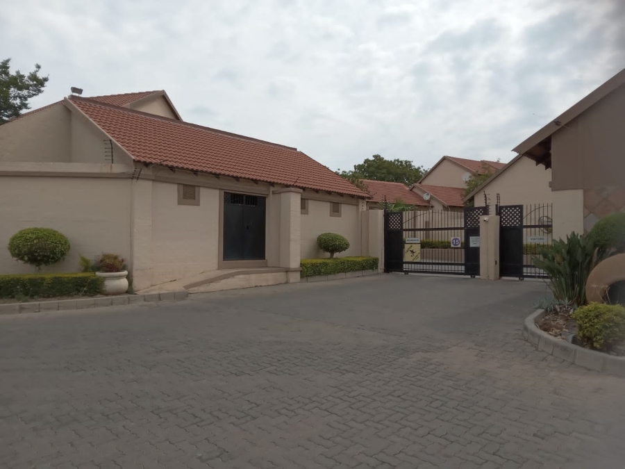 To Let 2 Bedroom Property for Rent in Carlswald Gauteng