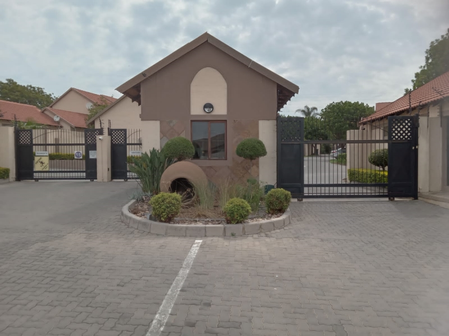 To Let 2 Bedroom Property for Rent in Carlswald Gauteng