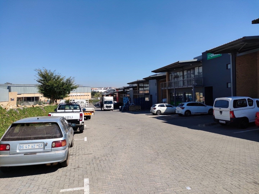 To Let commercial Property for Rent in North Riding Gauteng