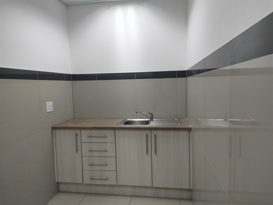 To Let commercial Property for Rent in North Riding Gauteng