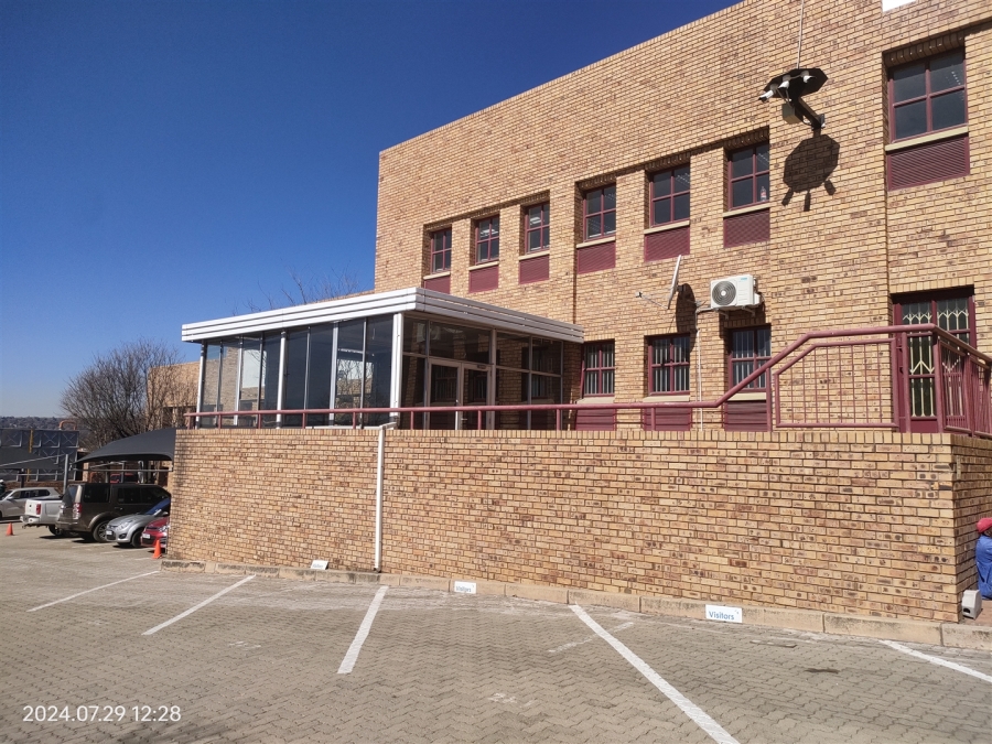 To Let commercial Property for Rent in Paulshof Gauteng