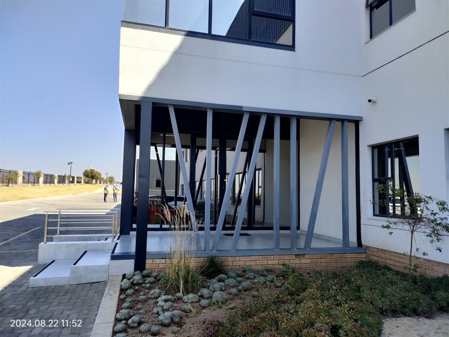 To Let commercial Property for Rent in Knoppieslaagte Gauteng