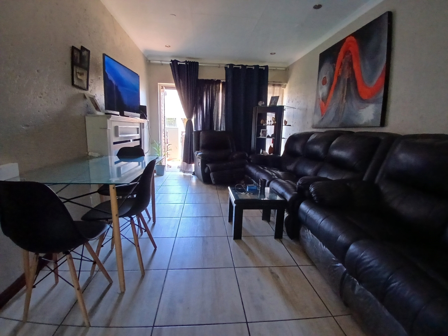 To Let 2 Bedroom Property for Rent in Ravenswood Gauteng