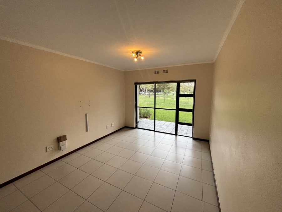 To Let 2 Bedroom Property for Rent in Jackal Creek Golf Estate Gauteng