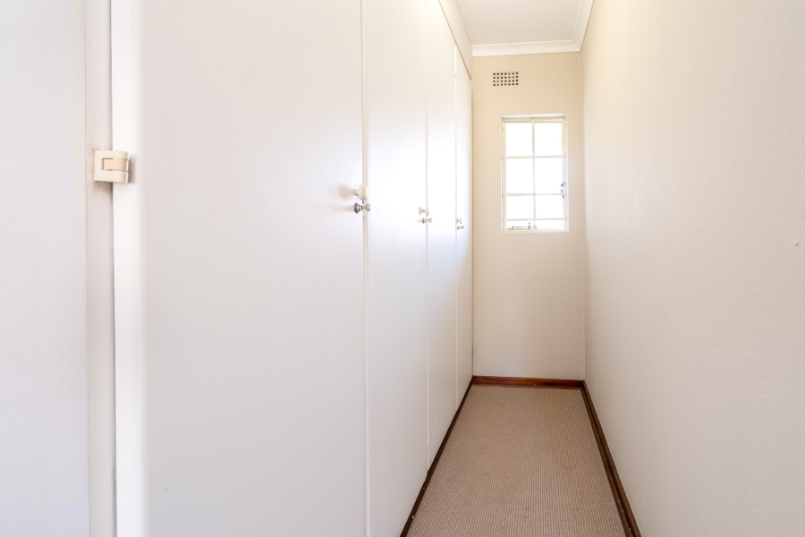 2 Bedroom Property for Sale in Bryanston Gauteng