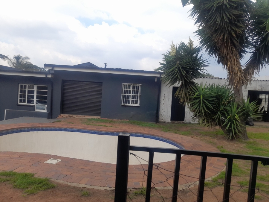 3 Bedroom Property for Sale in The Hill Gauteng