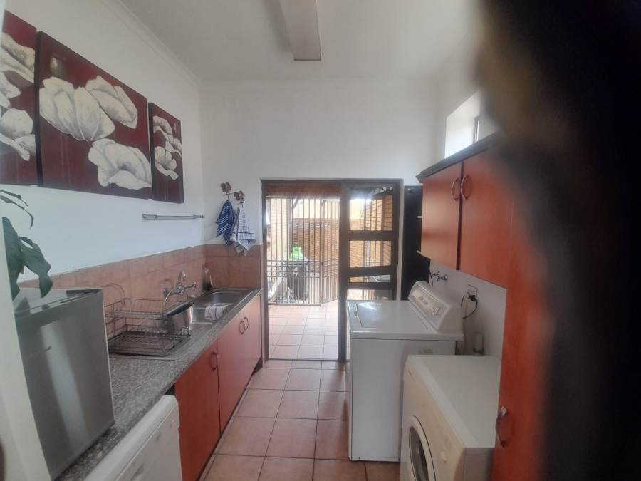 3 Bedroom Property for Sale in New Redruth Gauteng