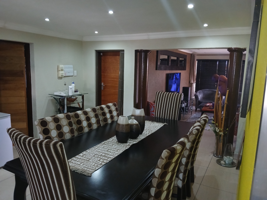 3 Bedroom Property for Sale in Nellmapius Gauteng