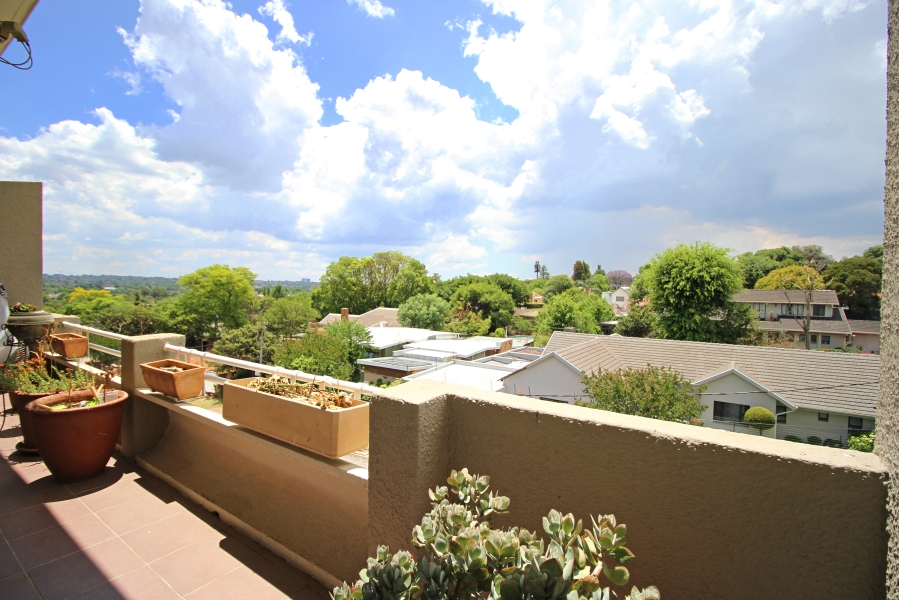 1 Bedroom Property for Sale in Cheltondale Gauteng