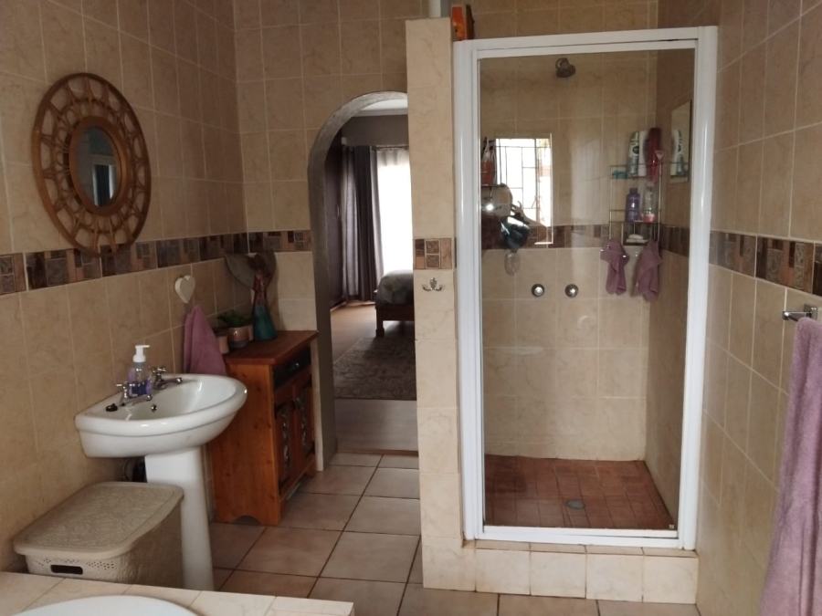 3 Bedroom Property for Sale in Vanderbijlpark SE 4 Gauteng