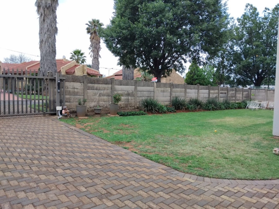 3 Bedroom Property for Sale in Vanderbijlpark SE 4 Gauteng