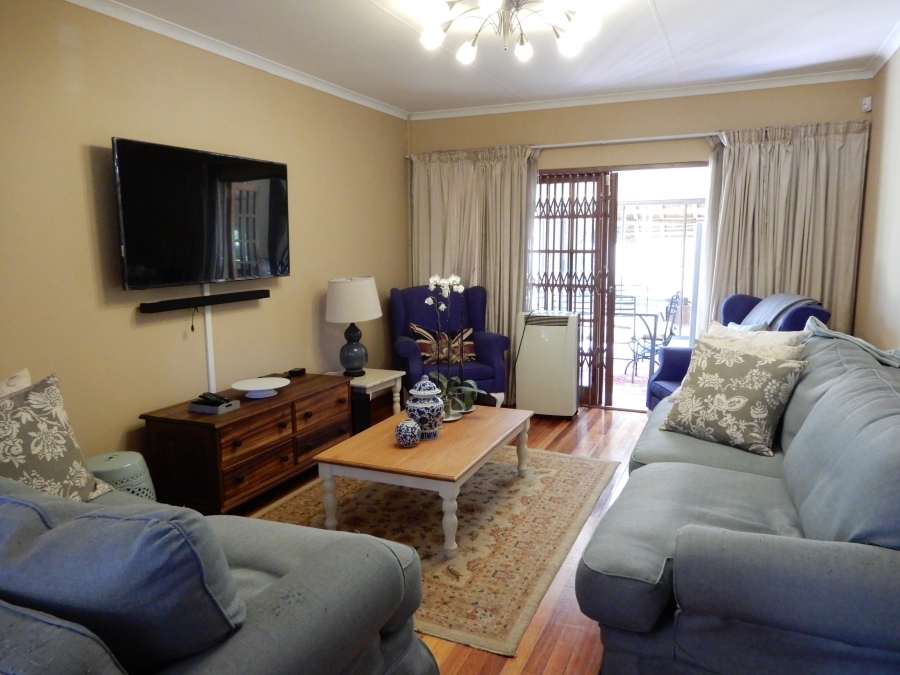 3 Bedroom Property for Sale in Eldoraigne Gauteng