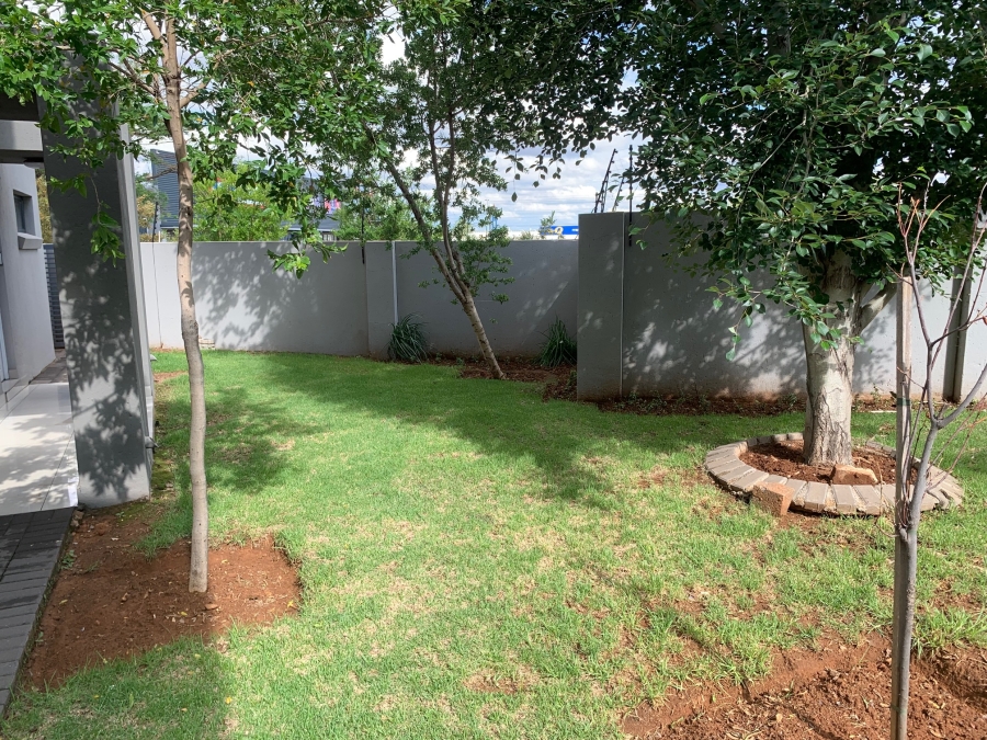 2 Bedroom Property for Sale in Equestria Gauteng