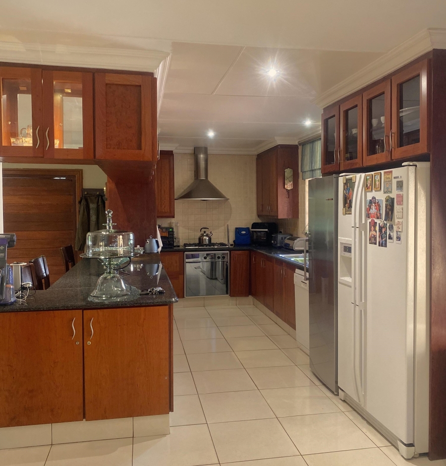 2 Bedroom Property for Sale in Faerie Glen Gauteng