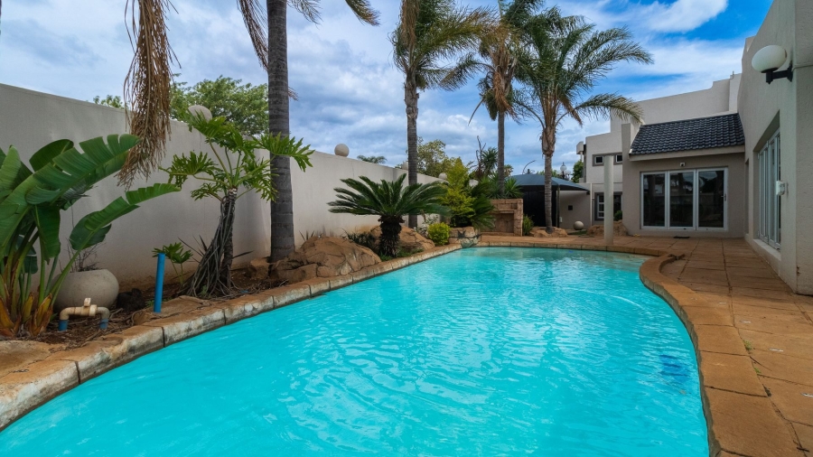 4 Bedroom Property for Sale in Alphen Park Gauteng