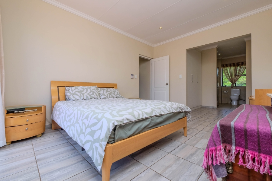 4 Bedroom Property for Sale in Ruimsig Country Estate Gauteng