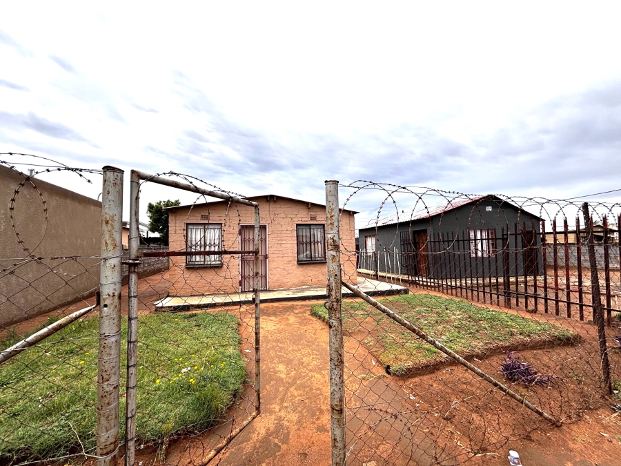 2 Bedroom Property for Sale in Windmill Park Gauteng