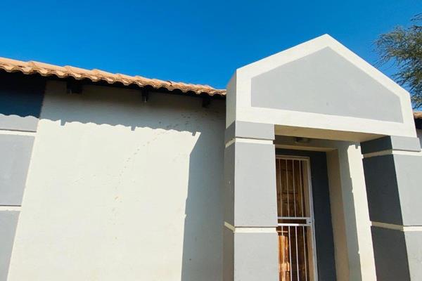 3 Bedroom Property for Sale in Rosslyn Gauteng