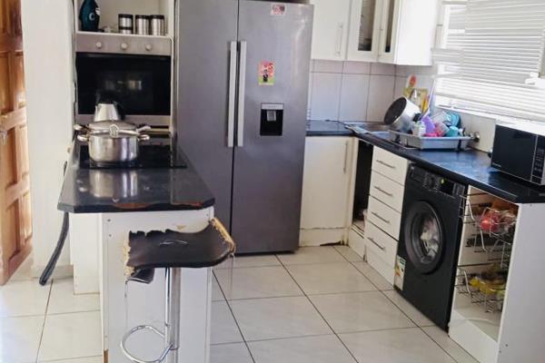 3 Bedroom Property for Sale in Rosslyn Gauteng