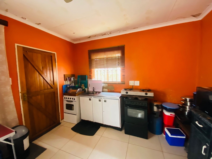 3 Bedroom Property for Sale in Rosslyn Gauteng