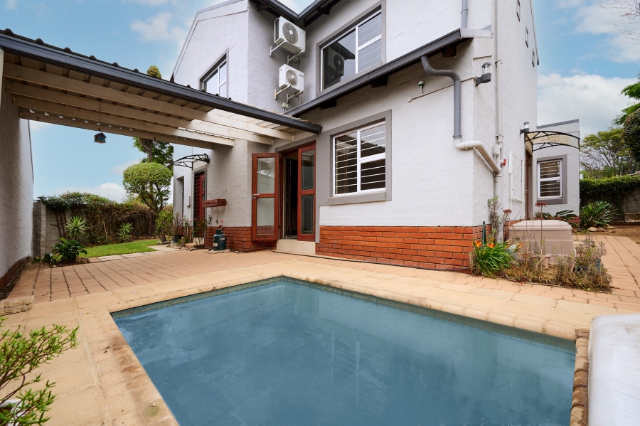 4 Bedroom Property for Sale in Noordwyk Gauteng