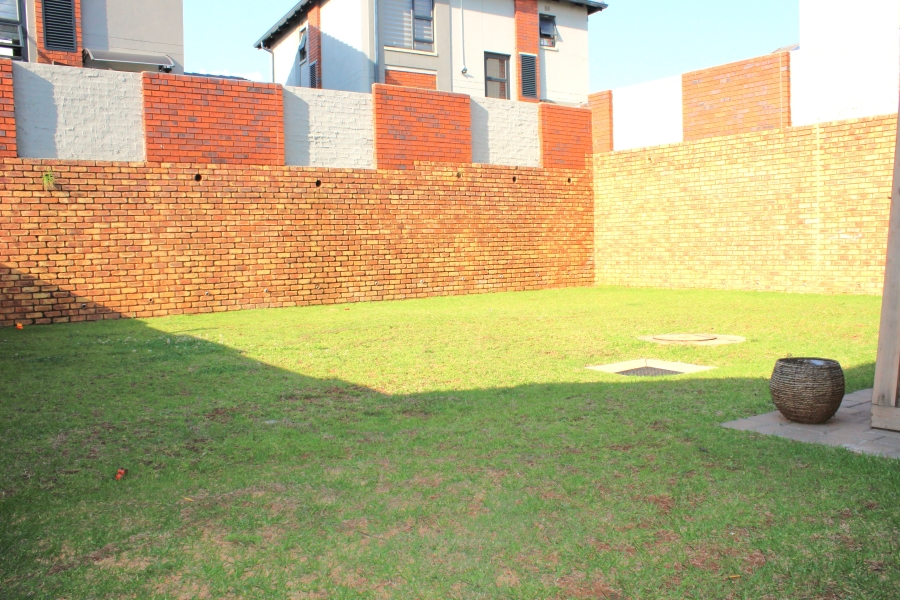 3 Bedroom Property for Sale in Amberfield Gauteng