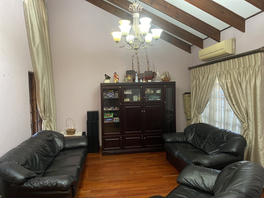 4 Bedroom Property for Sale in Clubview Gauteng