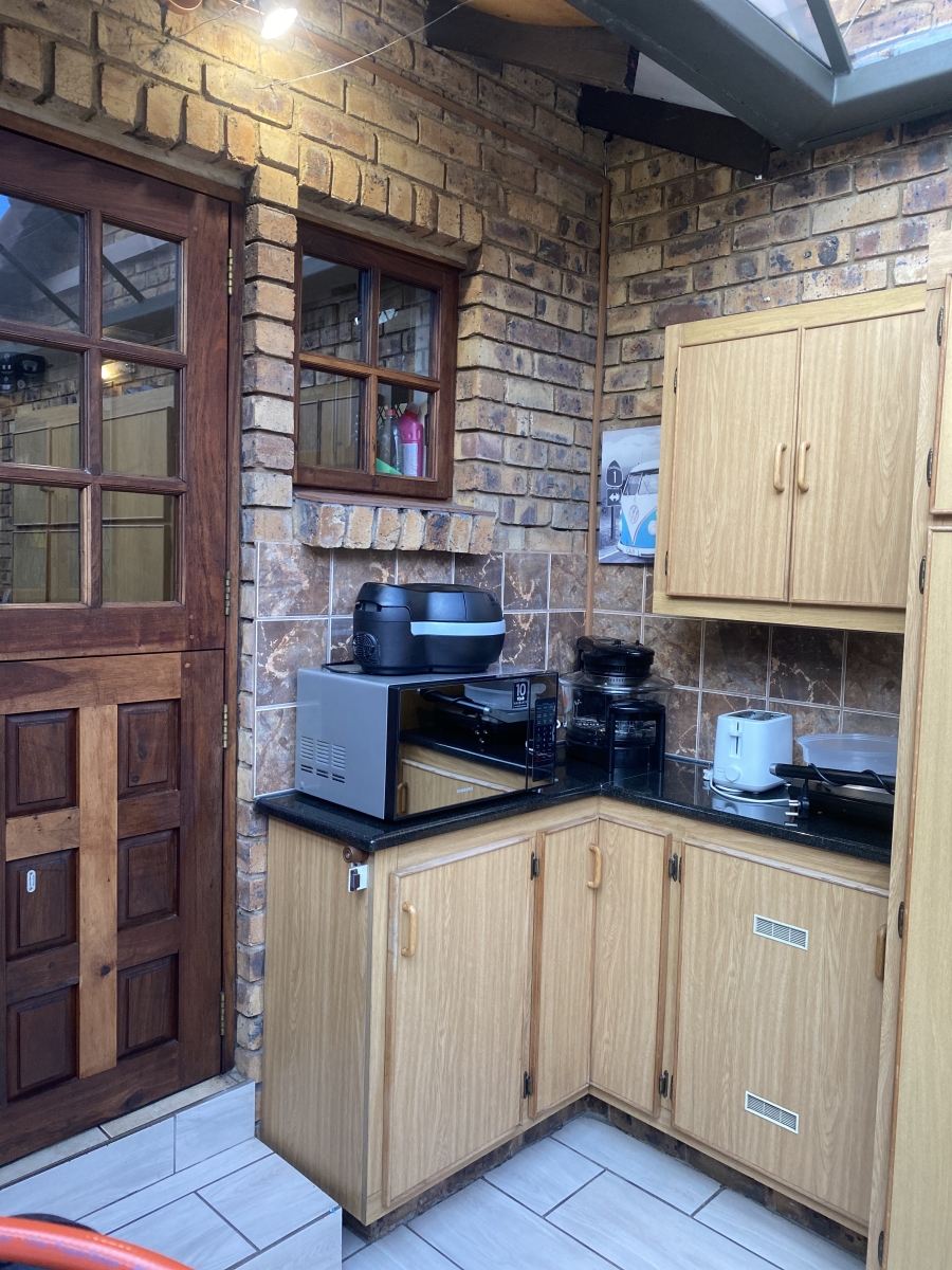 4 Bedroom Property for Sale in Clubview Gauteng