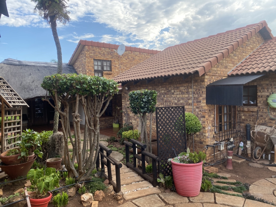 4 Bedroom Property for Sale in Clubview Gauteng