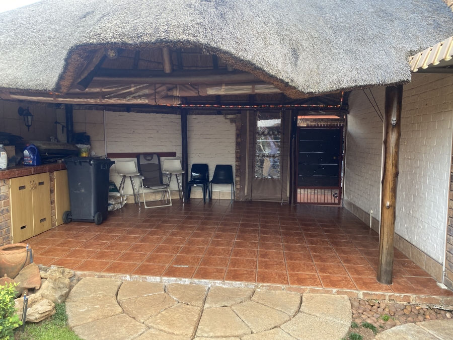 4 Bedroom Property for Sale in Clubview Gauteng