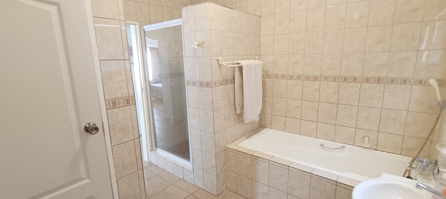 3 Bedroom Property for Sale in Annlin Gauteng