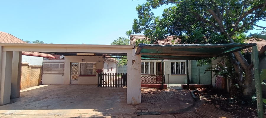 3 Bedroom Property for Sale in Annlin Gauteng