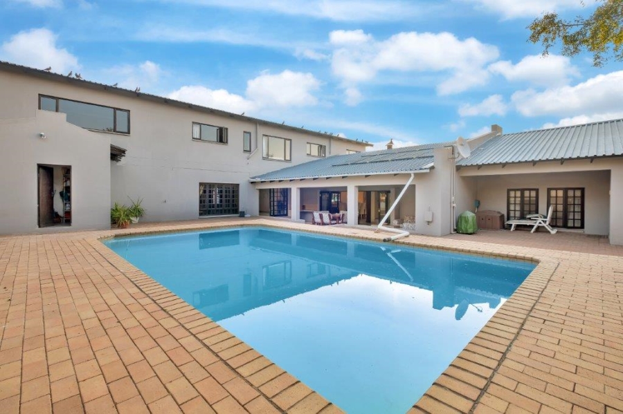 5 Bedroom Property for Sale in North Riding Gauteng