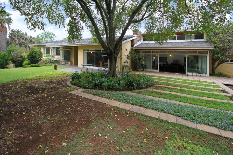 4 Bedroom Property for Sale in Victory Park Gauteng