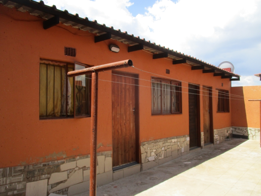 3 Bedroom Property for Sale in Tshepisong Gauteng