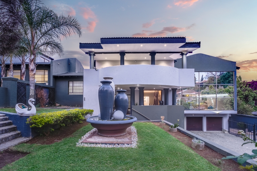 7 Bedroom Property for Sale in Northcliff Gauteng