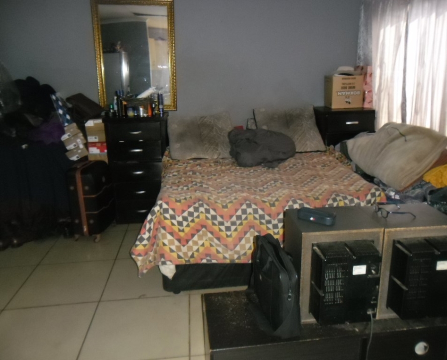 2 Bedroom Property for Sale in Protea Glen Gauteng