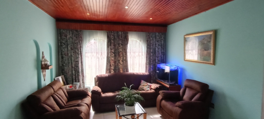 3 Bedroom Property for Sale in Bakerton Gauteng