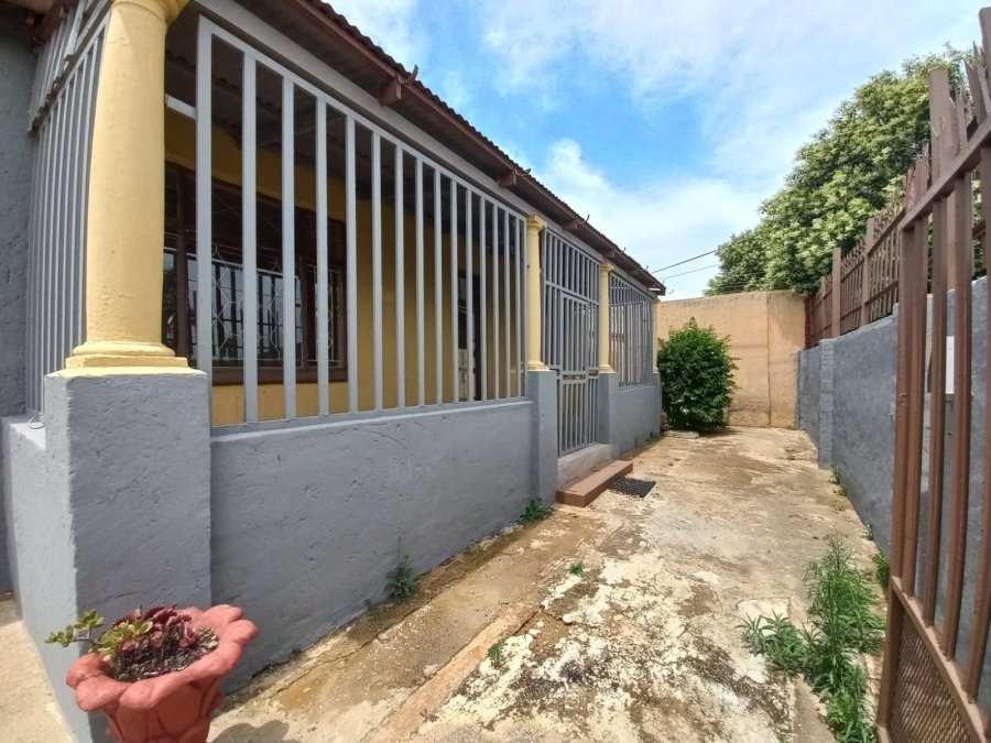 To Let 2 Bedroom Property for Rent in Brakpan Central Gauteng