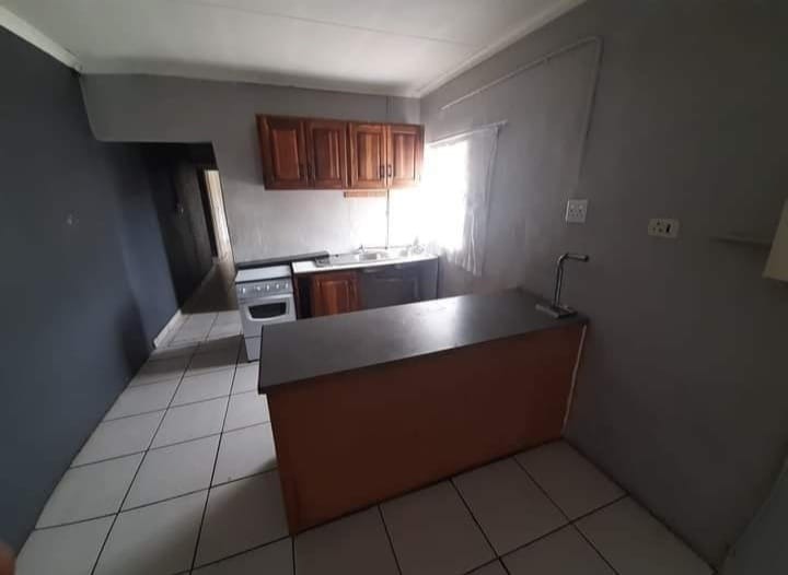 6 Bedroom Property for Sale in Selection Park Gauteng