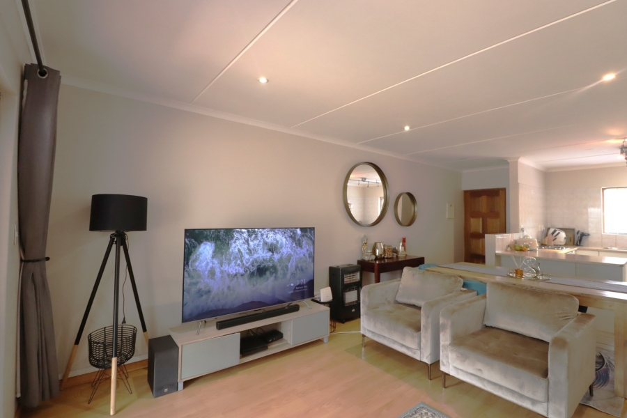 2 Bedroom Property for Sale in Bryanston East Gauteng