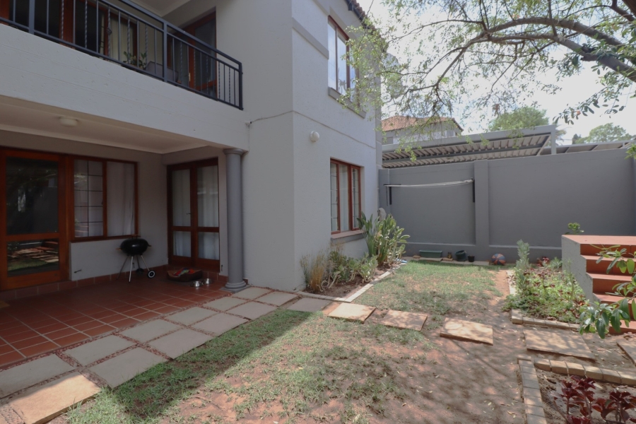 2 Bedroom Property for Sale in Bryanston East Gauteng