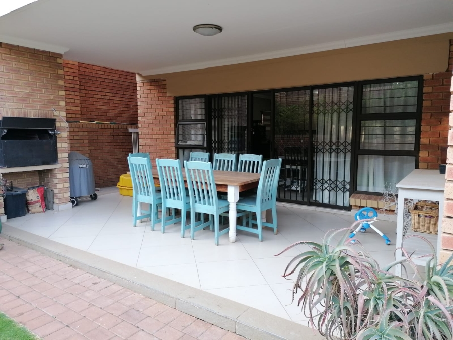 To Let 3 Bedroom Property for Rent in Olympus AH Gauteng