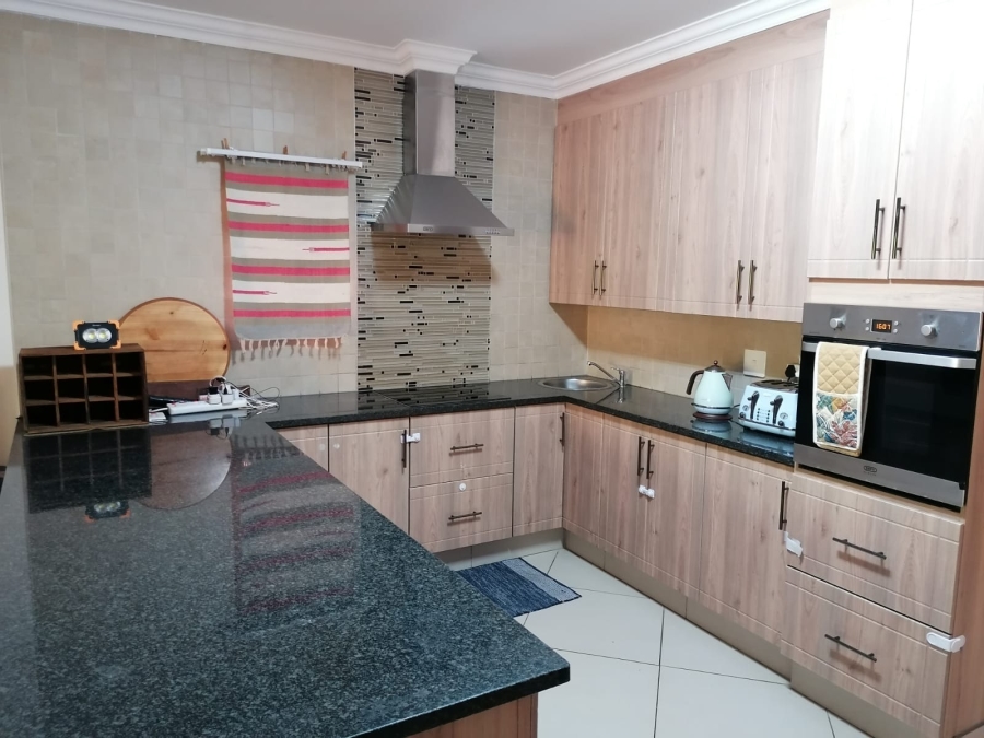 To Let 3 Bedroom Property for Rent in Olympus AH Gauteng