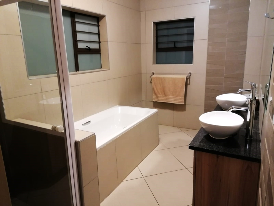 To Let 3 Bedroom Property for Rent in Olympus AH Gauteng